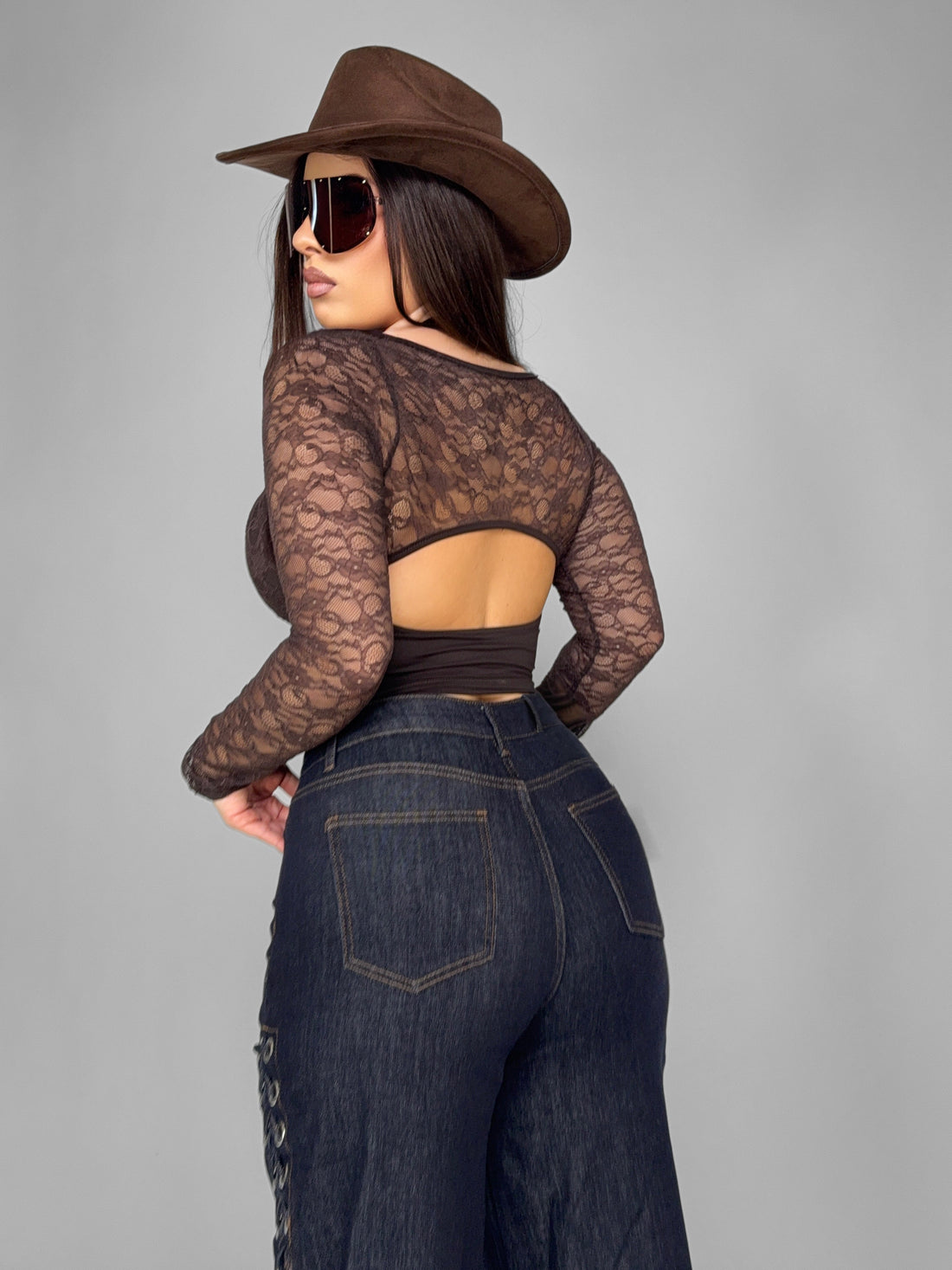 CURVY FIT - Lace Sleeve-Brown